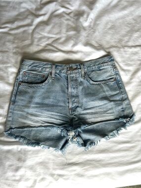 Aritzia Denim Forum The Ex Boyfriend Shorts in Size 28